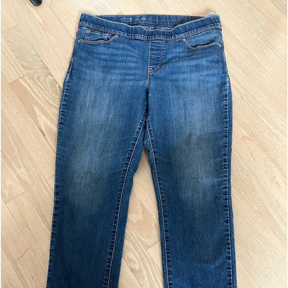 Women’s Levi’s stretch waist dark denim jeans size 12